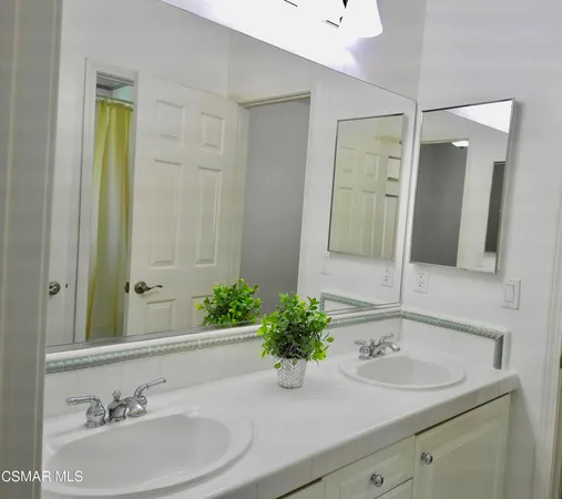 $2,275,000 | 6438 Deerbrook Road, Oak Park, CA 91377