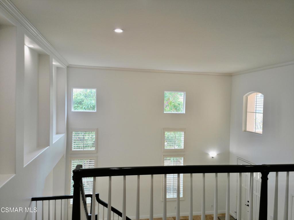 6438 Deerbrook Road Oak Park, CA 91377 - Photo 7 of 44