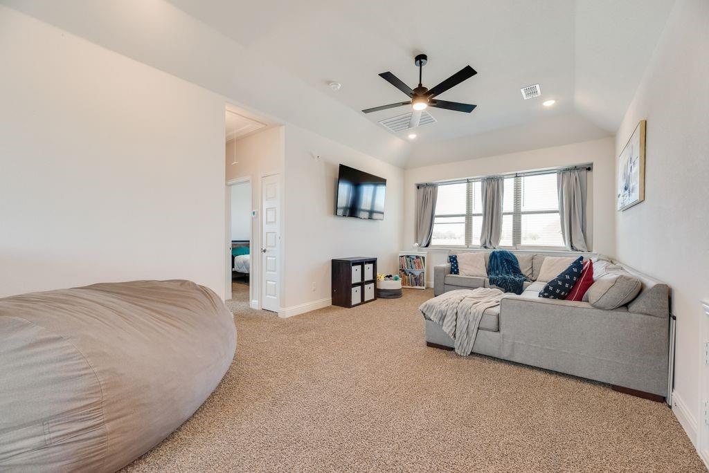 561 Randys Way Pilot Point, TX 76258 - Photo 18 of 35