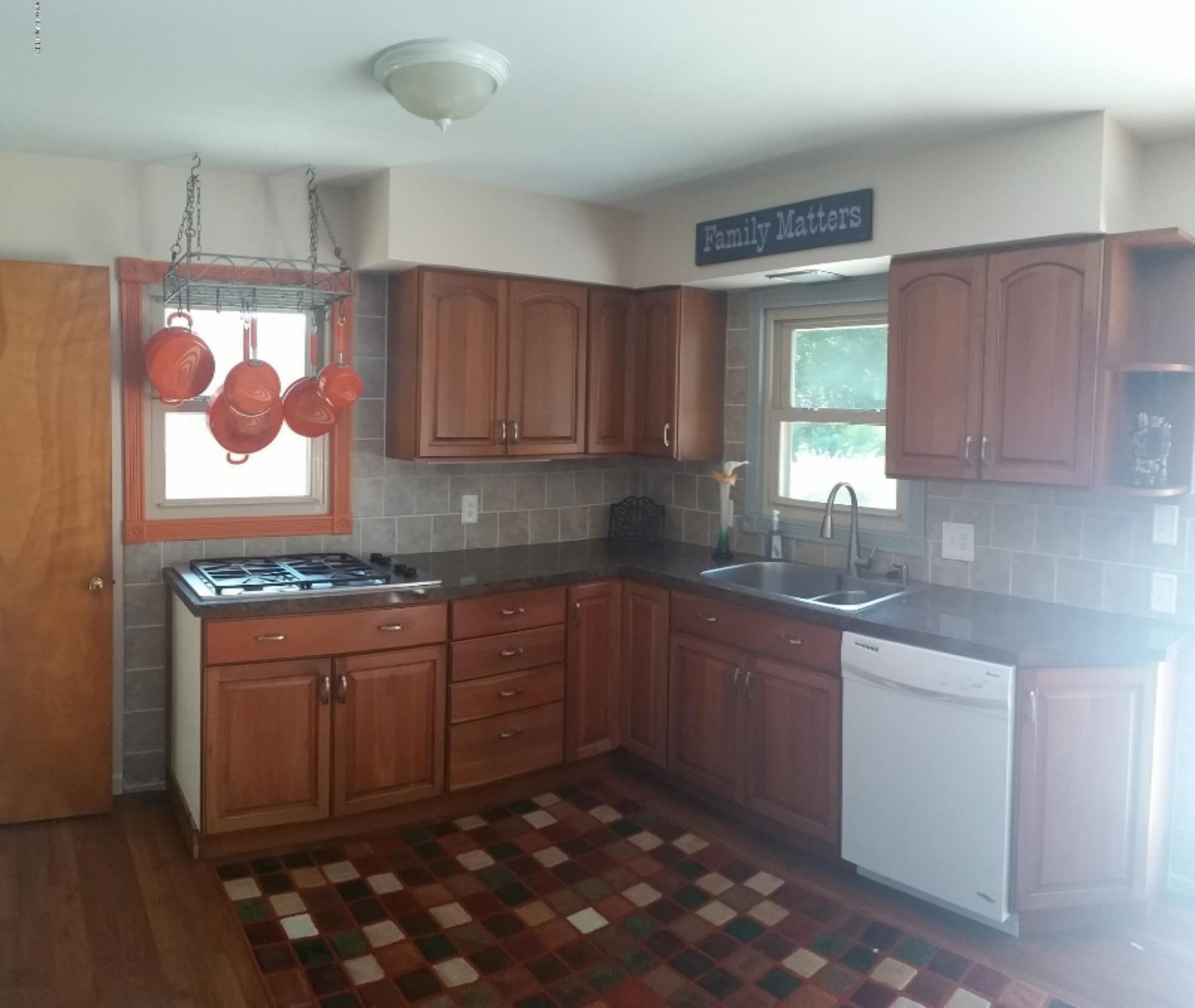 618 Winter Street Spring Lake, MI 49456 - Photo 6 of 20 20160804_112348