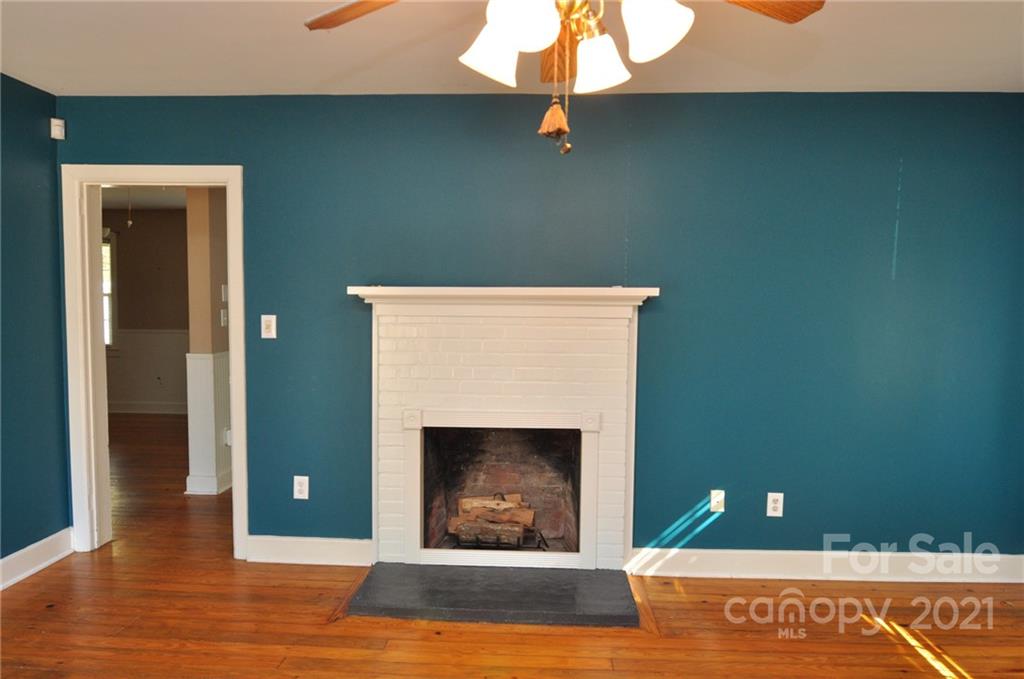 623 Sanders Street Chester, SC 29706 - Photo 4 of 20 a view of livingroom with furniture