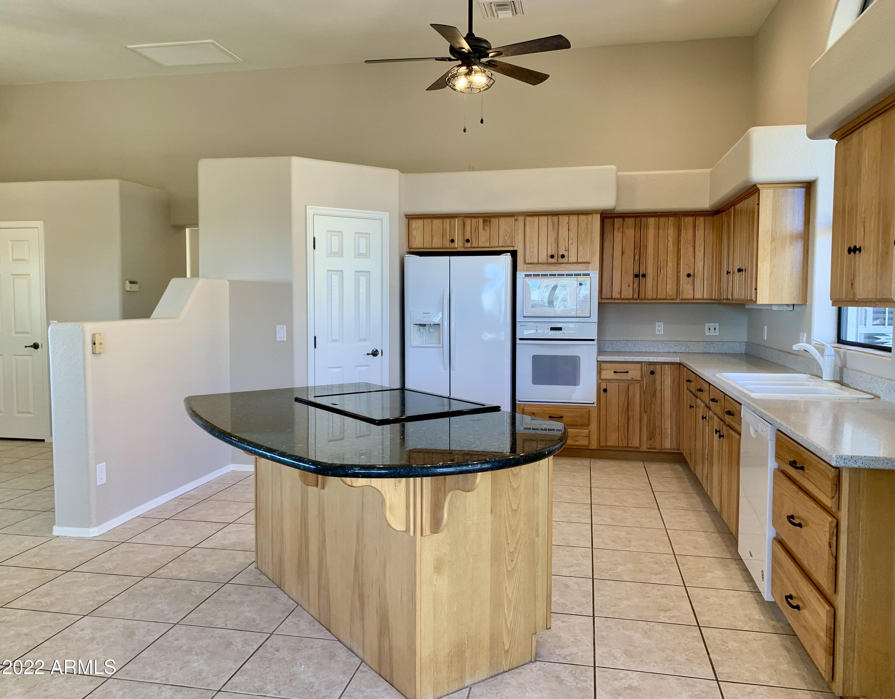3315 North Prospectors Road Apache Junction, AZ 85119 - Photo 20 of 40 IMG_3112