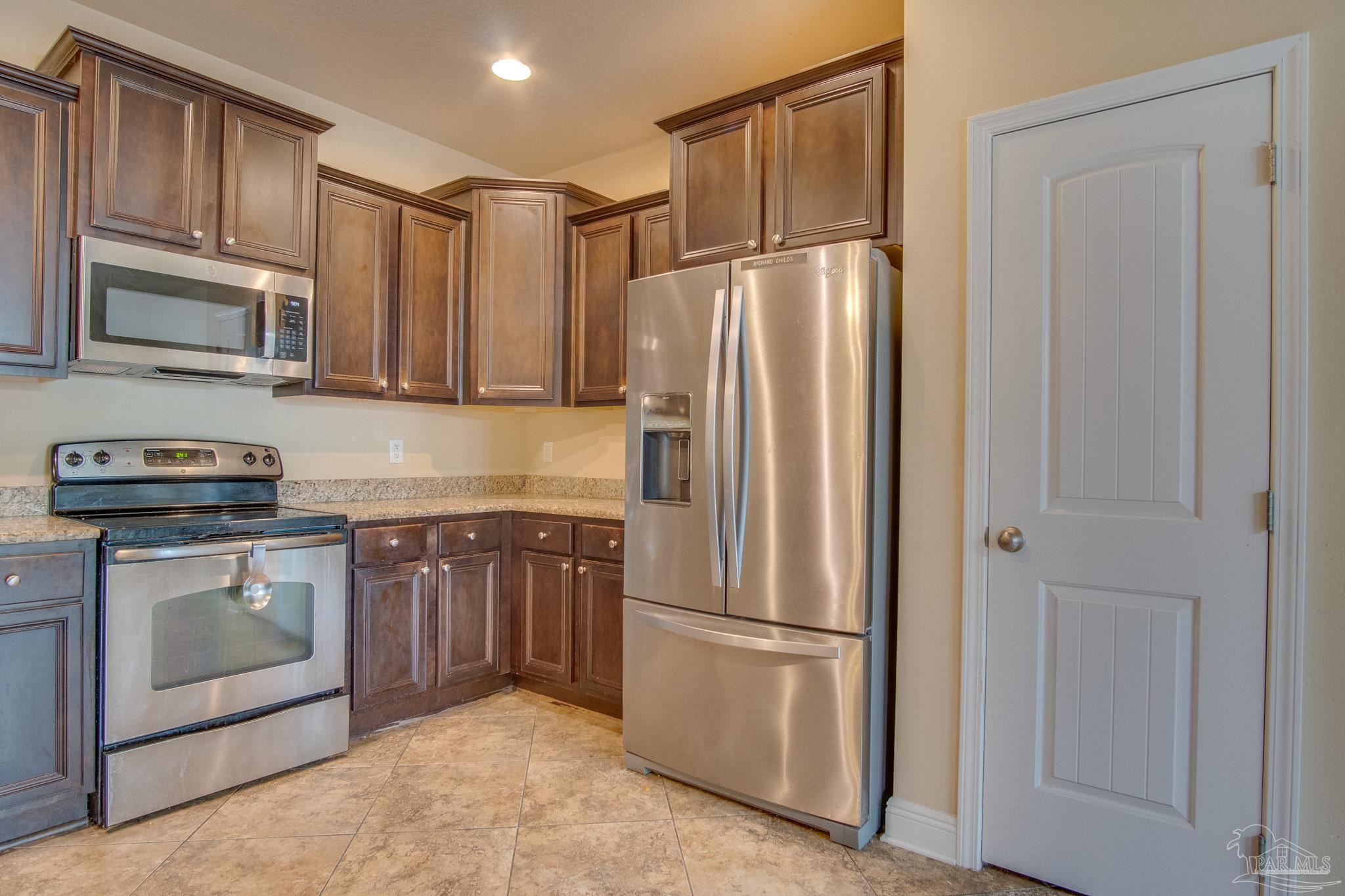 5948 Rustic Ridge Circle Milton, FL 32570 - Photo 14 of 42