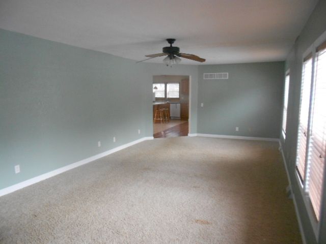 8272 West Braden Road Perry, MI 48872 - Photo 6 of 12 31091816-5.JPG