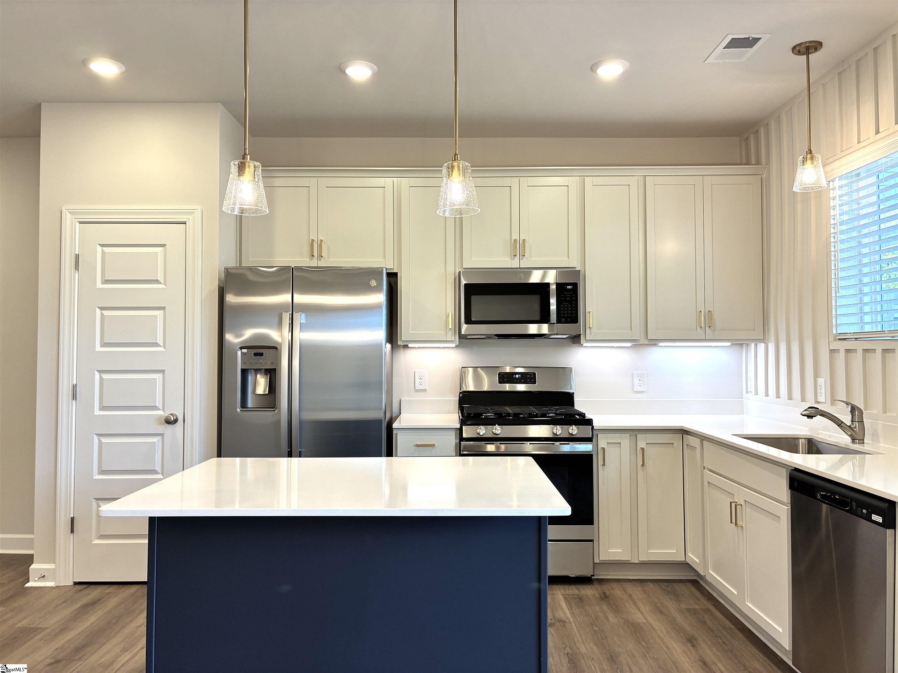 230 Crimson Tree Court Greenville, SC 29607 - Photo 5 of 21