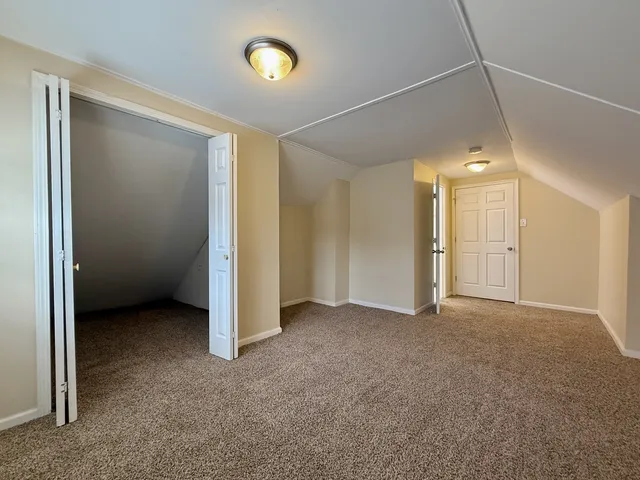 $247,000 | 163 West Raye Drive, Chicago Heights, IL 60411