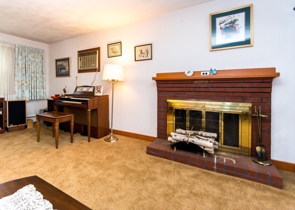 26 Rutledge Terrace Waltham, MA 02452 - Photo 7 of 16 Gallery Image 7