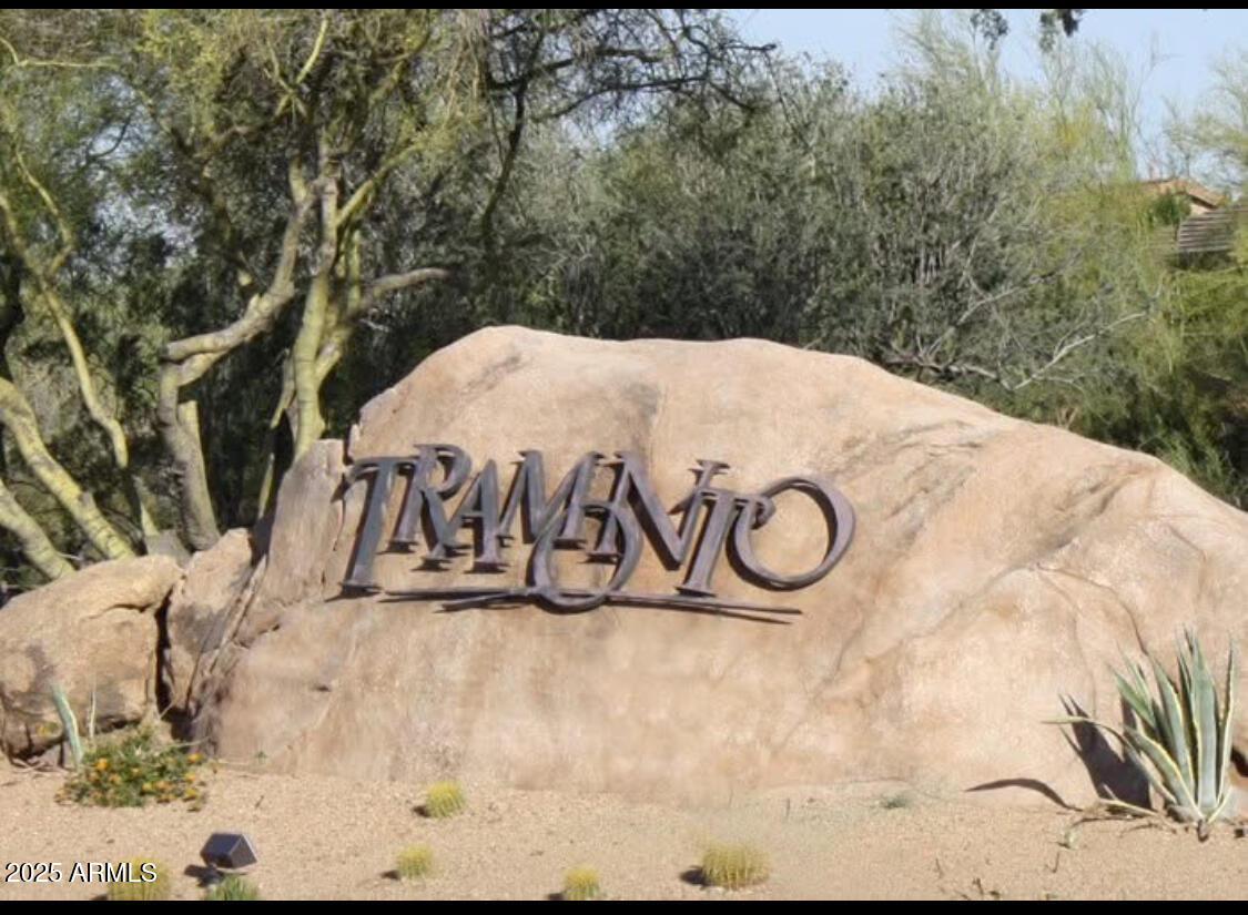 3021 West Trapanotto Road Phoenix, AZ 85086 - Photo 8 of 39 Tramanto