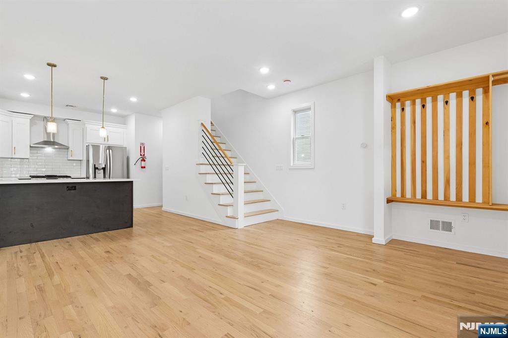 15 Wheeler Street, Unit A Montclair, NJ 07042 - Photo 6 of 26