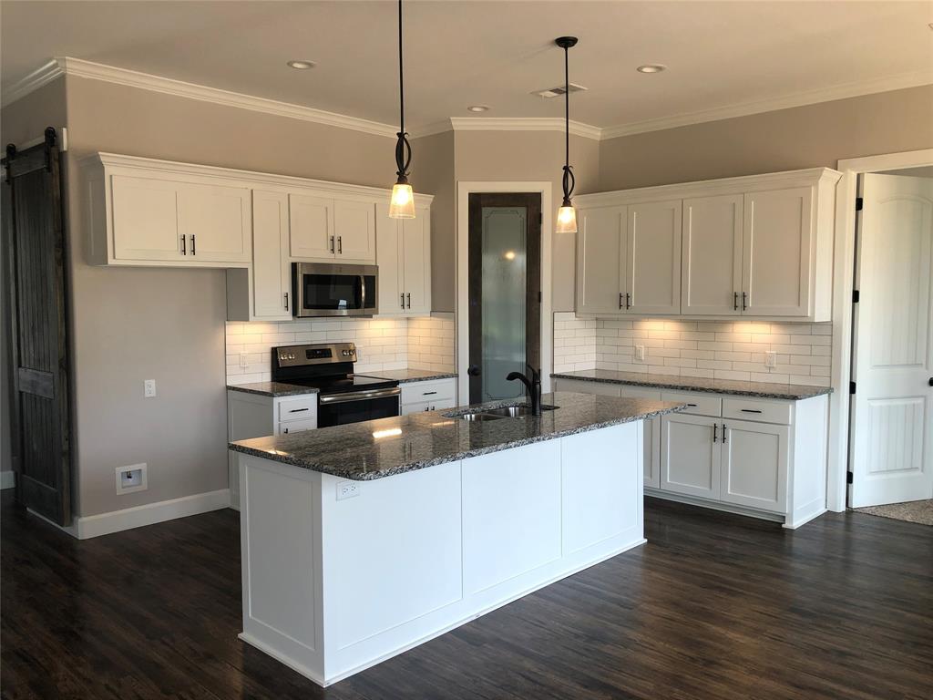 413 Hickorywood Street Azle, TX 76020 - Photo 3 of 7 Pic of 315 Ashwood built in 2019