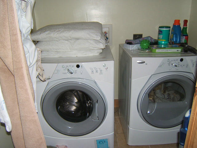 359 Kyles Mill Road Buchanan, VA 24066 - Photo 16 of 52 laundry