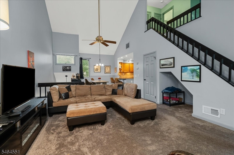 26 Red Oak Terrace Oak Ridge, NJ 07438 - Photo 5 of 32 Gallery Image 5