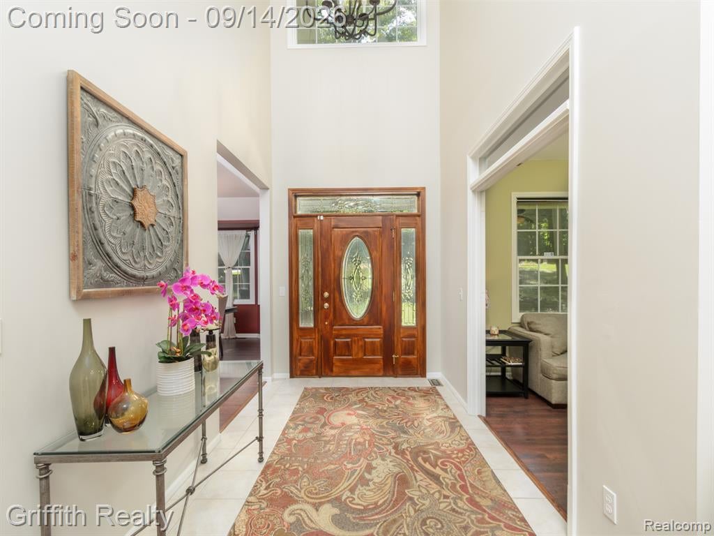 10183 Silver Lake Road Brighton, MI 48116 - Photo 3 of 25 Gallery Image 3