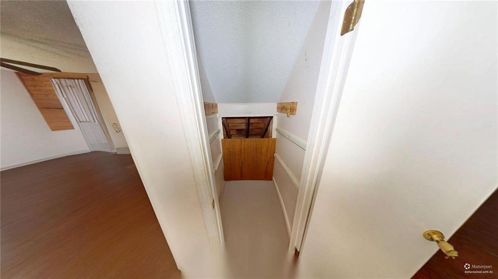 688 Main Street Whitesburg, GA 30185 - Photo 19 of 34 a view of stairs