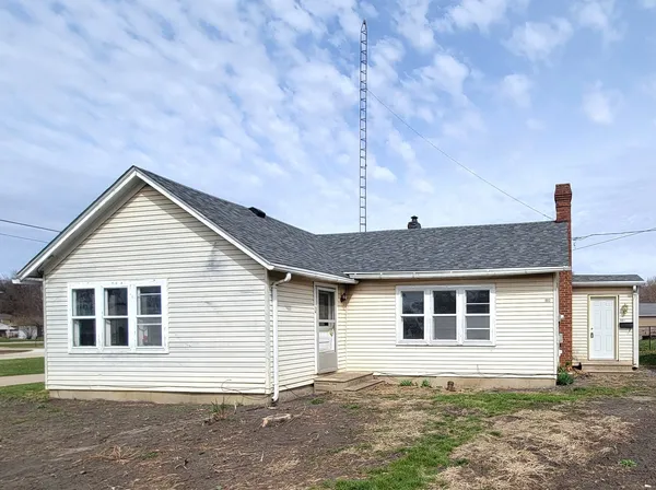 $1,150 | 802 Deleon Street, Ottawa, IL 61350