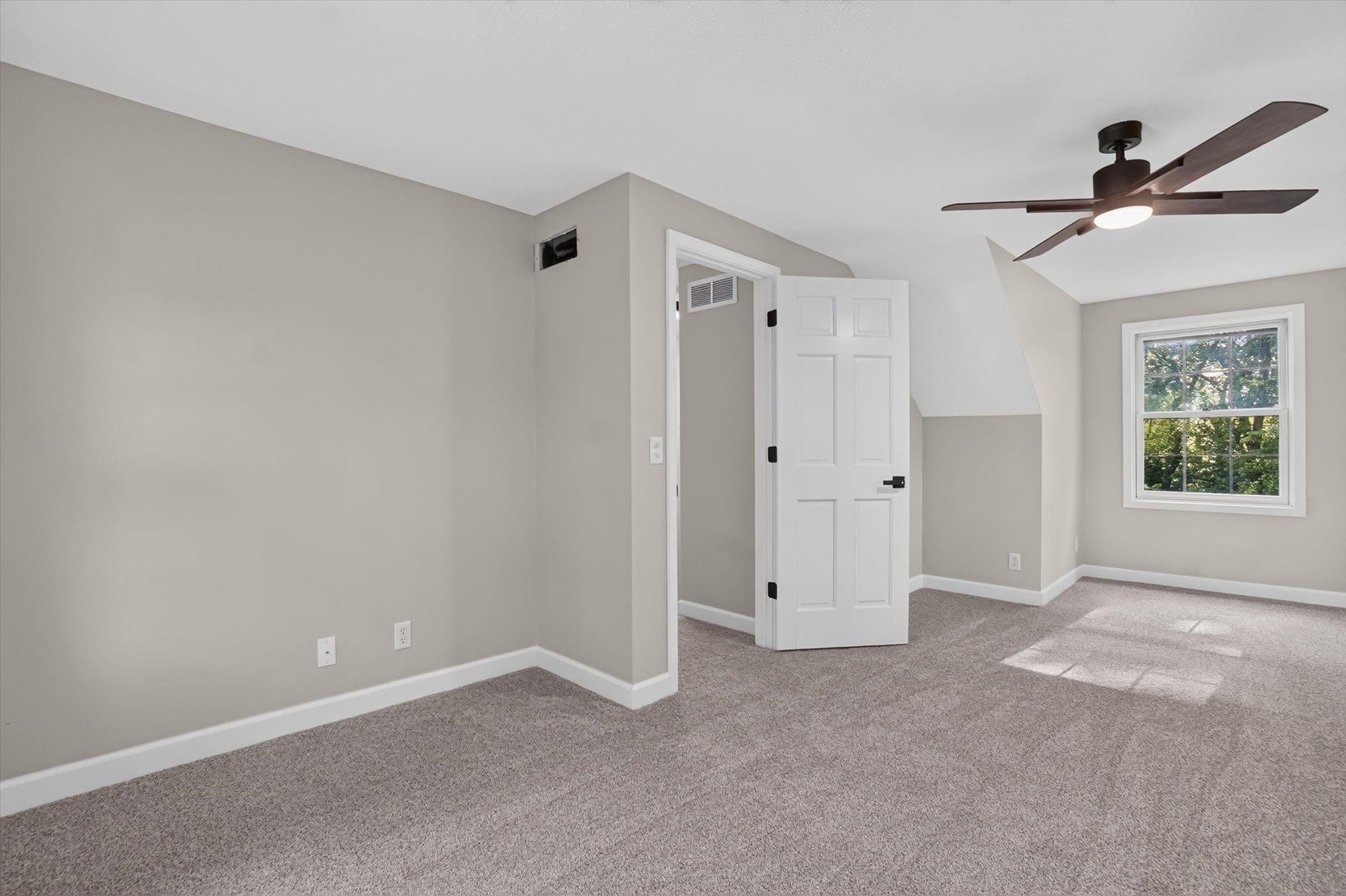 4437 South Oakley Road Janesville, WI 53546 - Photo 25 of 40