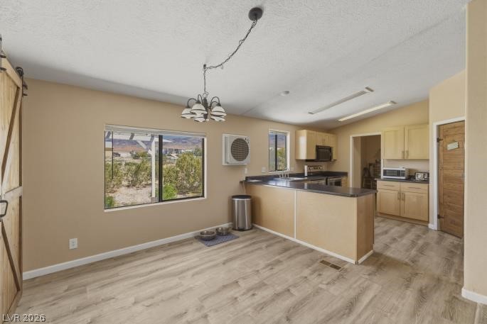 820 East Ft Carson Road Pahrump, NV 89060 - Photo 10 of 32