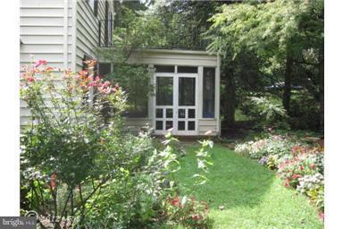 323 South Wind Road Towson, MD 21204 - Photo 11 of 26 Exterior (Rear)