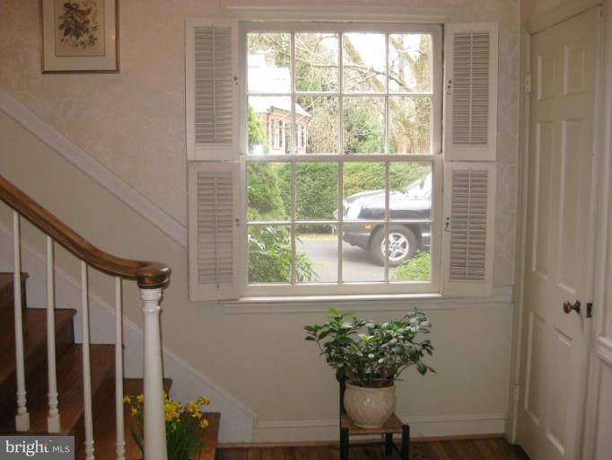 323 South Wind Road Towson, MD 21204 - Photo 14 of 26 Interior (General)