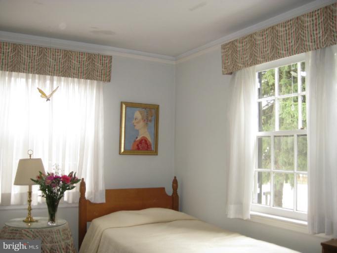 323 South Wind Road Towson, MD 21204 - Photo 19 of 26 Bedroom