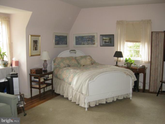 323 South Wind Road Towson, MD 21204 - Photo 6 of 26 Bedroom (Master)