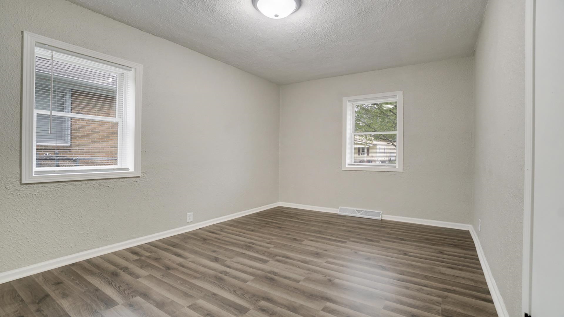 424 Barnum Road Rockford, IL 61109 - Photo 11 of 25 Gallery Image 11