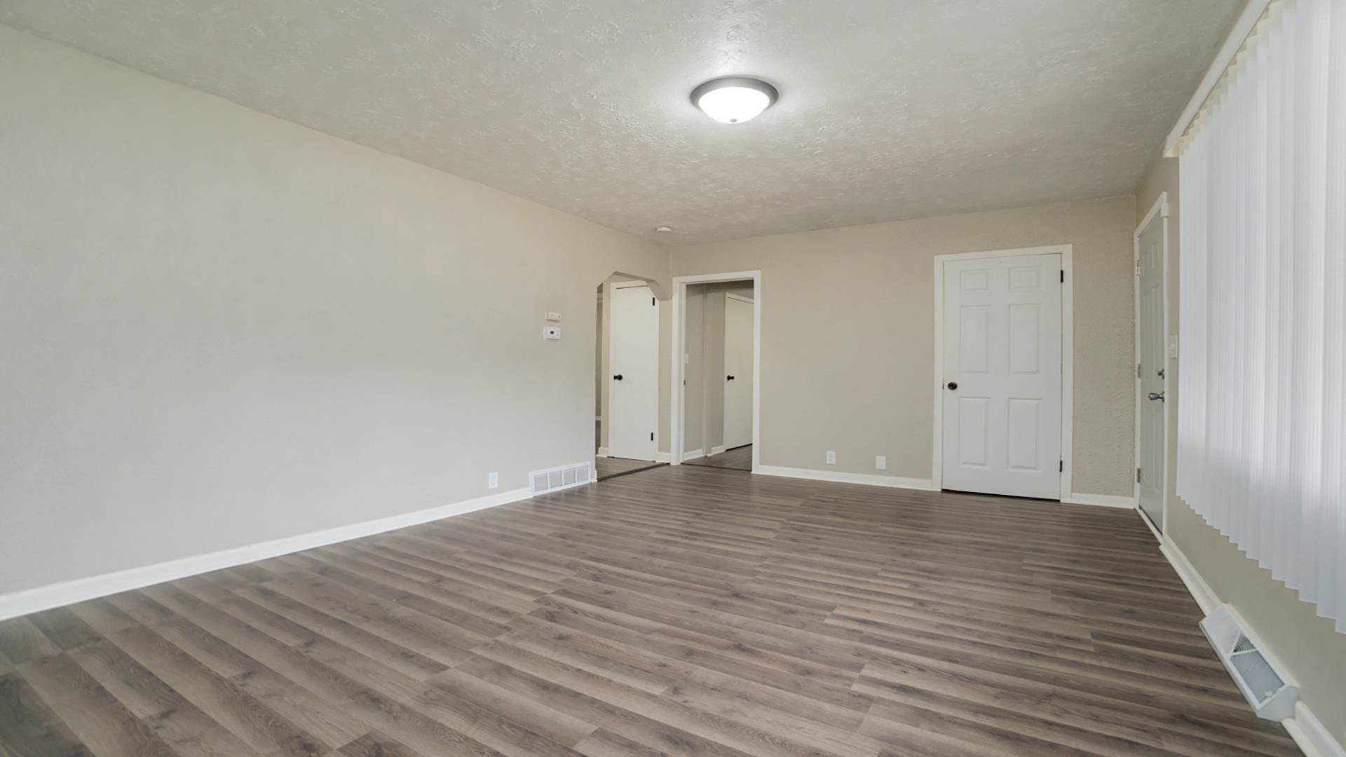 424 Barnum Road Rockford, IL 61109 - Photo 7 of 25 Gallery Image 7