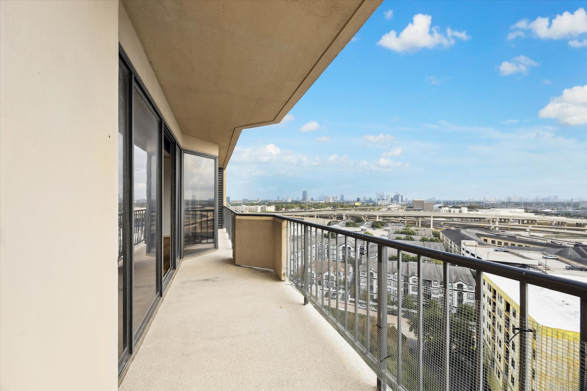 3350 McCue Road, Unit 1501 Houston, TX 77056 - Photo 17 of 38