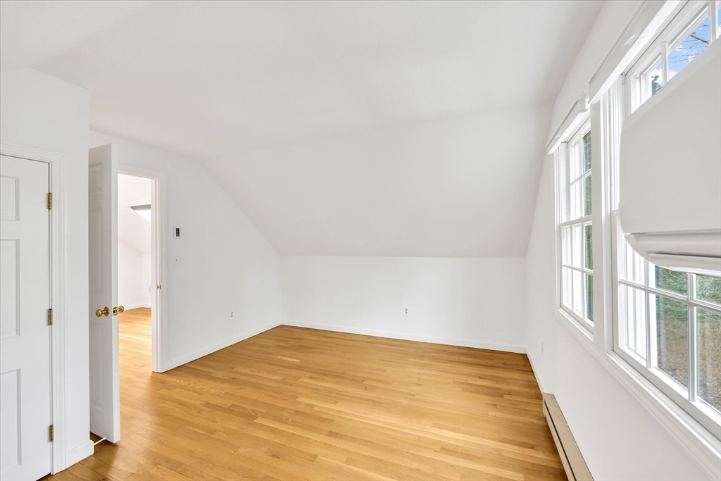 16 Mockingbird Lane Barnstable, MA 02648 - Photo 12 of 30