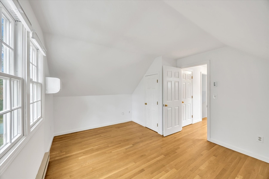 16 Mockingbird Lane Barnstable, MA 02648 - Photo 13 of 30