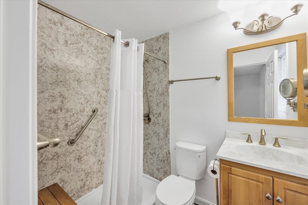 16 Mockingbird Lane Barnstable, MA 02648 - Photo 20 of 30