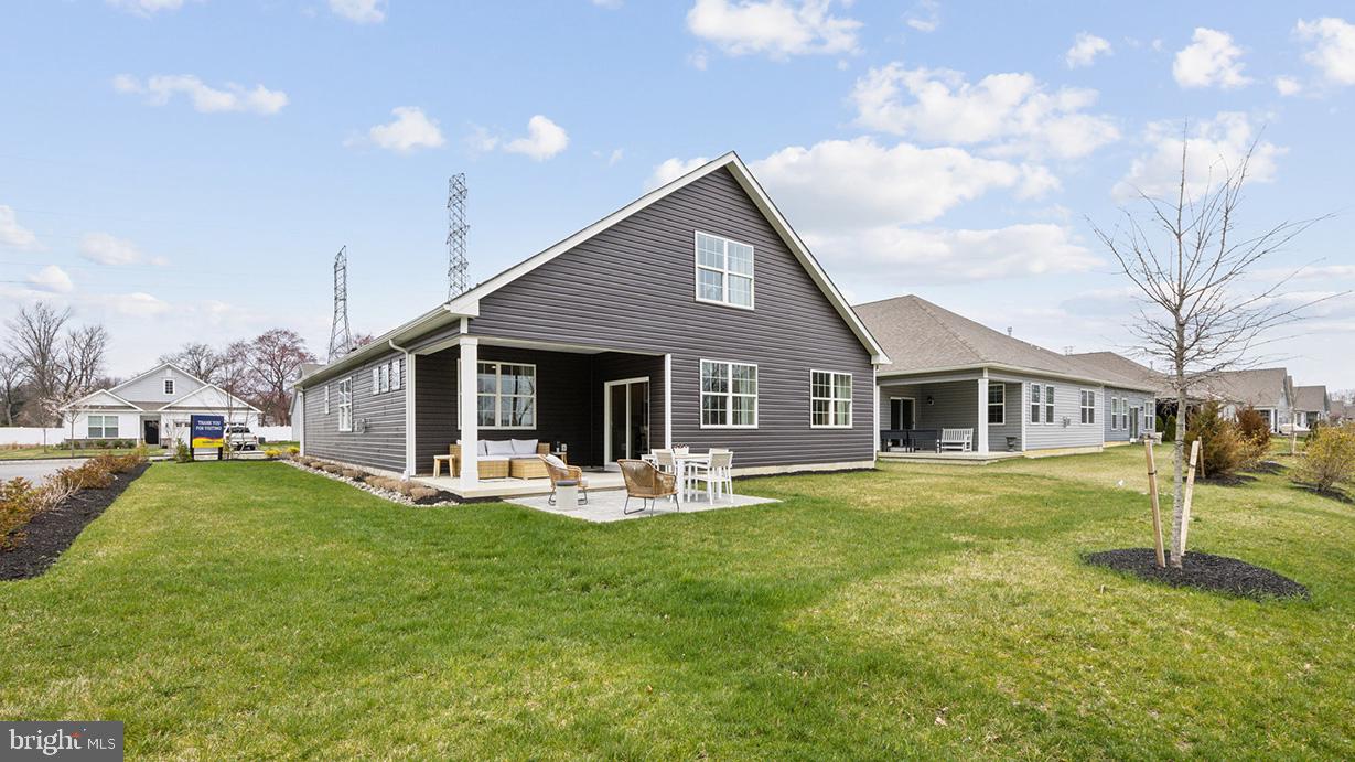 241 Atkinson Street Charles Town, WV 25414 - Photo 2 of 21