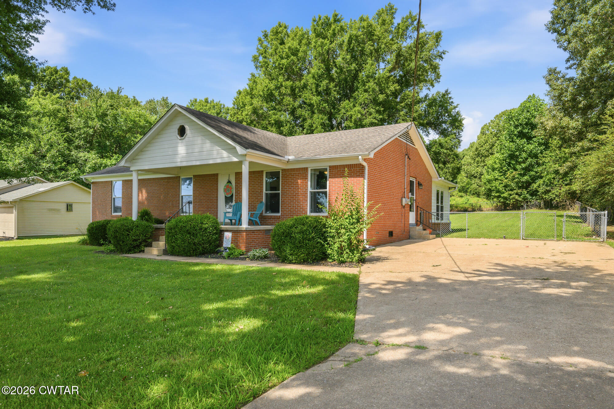 71 Watson Road Jackson, TN 38305 - Photo 2 of 17 NZ9_4747