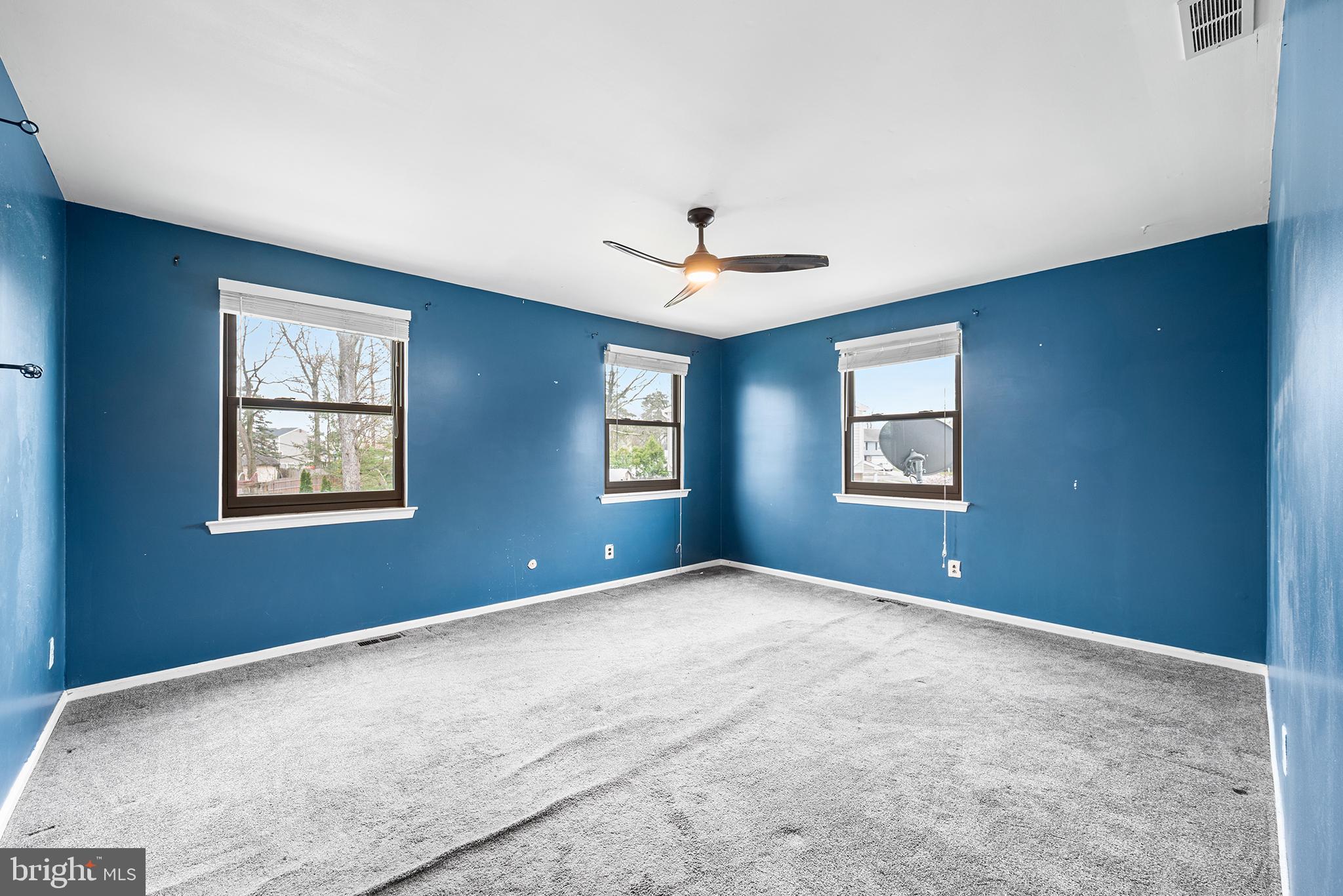 6 Tiffany Place Sicklerville, NJ 08081 - Photo 24 of 33 a view of an empty room with a window