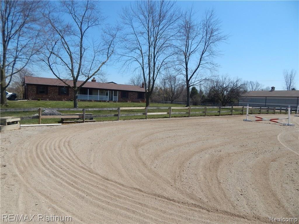 7610 Dixboro Road South Lyon, MI 48178 - Photo 40 of 71 Dixboro013.JPG