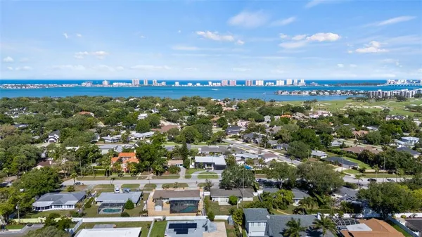 $1,899,000 | 1304 Indian Rocks Road, Belleair, FL 33756