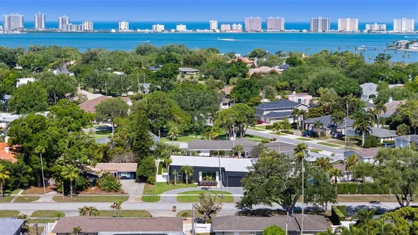 $1,899,000 | 1304 Indian Rocks Road, Belleair, FL 33756
