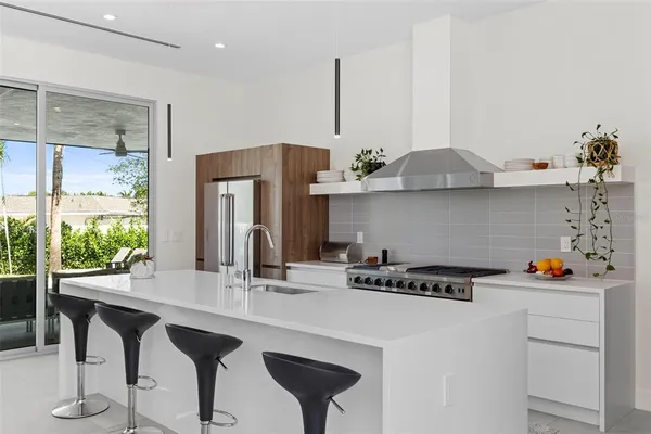 $1,899,000 | 1304 Indian Rocks Road, Belleair, FL 33756