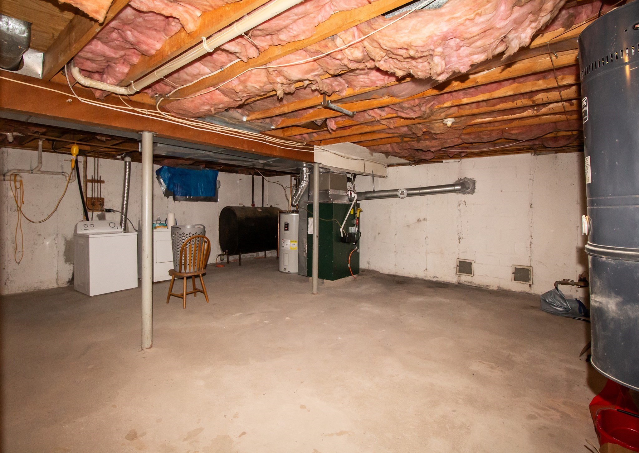 627 Pulaski Boulevard, Unit RIGHT Bellingham, MA 02019 - Photo 8 of 17 Gallery Image 8