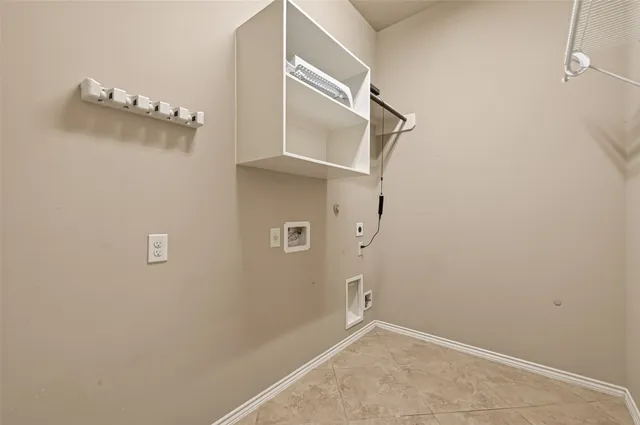 $2,975 | 13612 Evening Wind Drive, Pearland, TX 77584