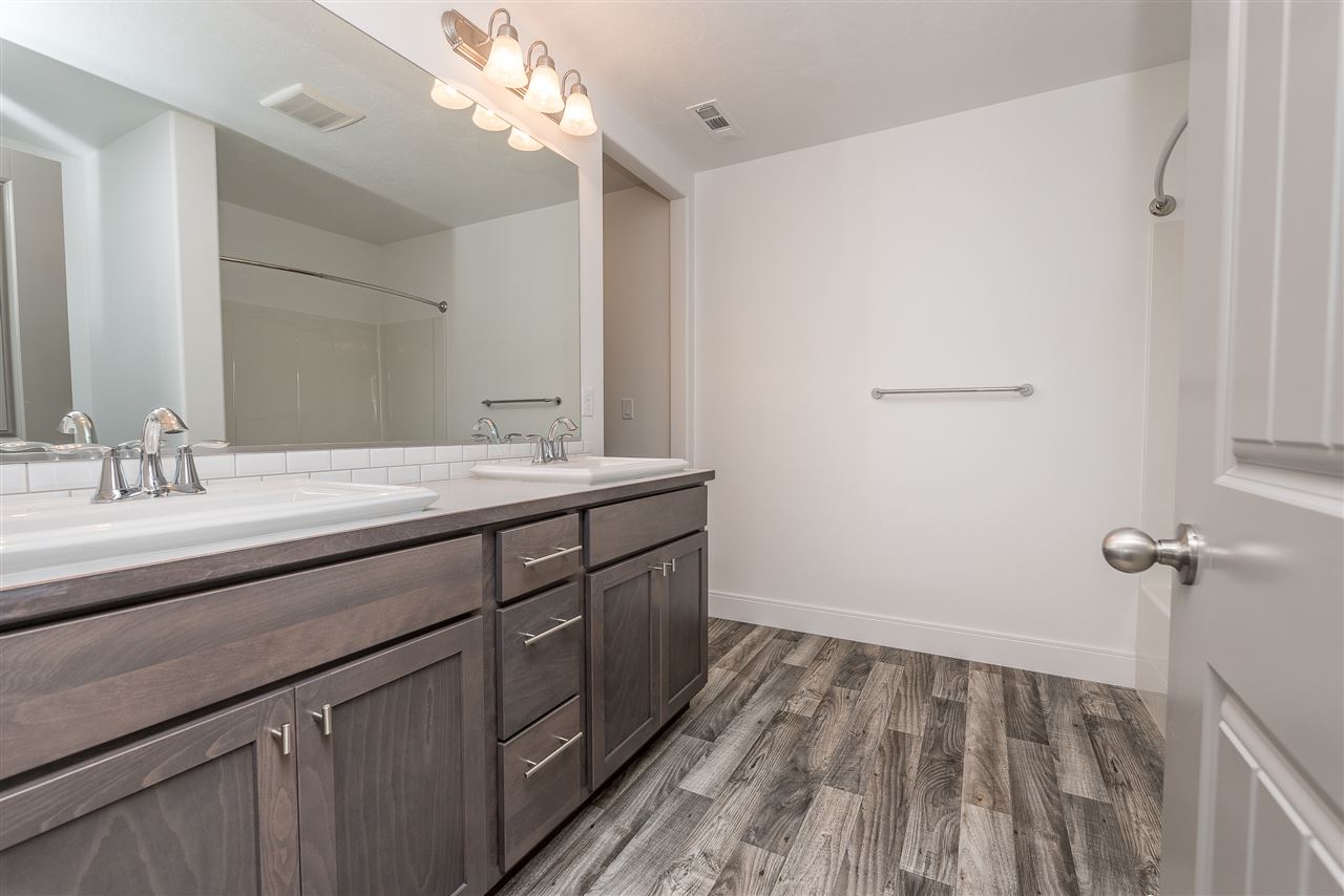 724 South Grady Road Spokane Valley, WA 99016 - Photo 13 of 19