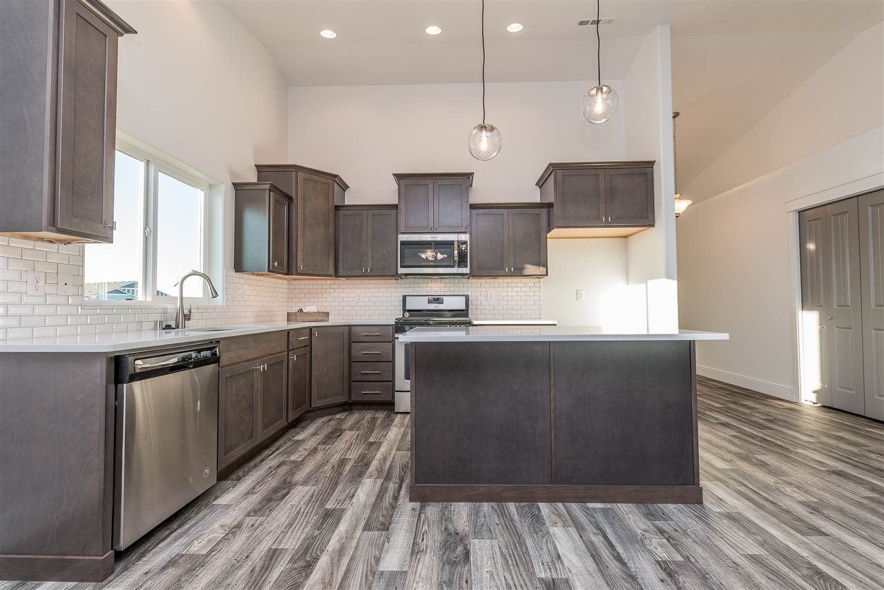 724 South Grady Road Spokane Valley, WA 99016 - Photo 3 of 19