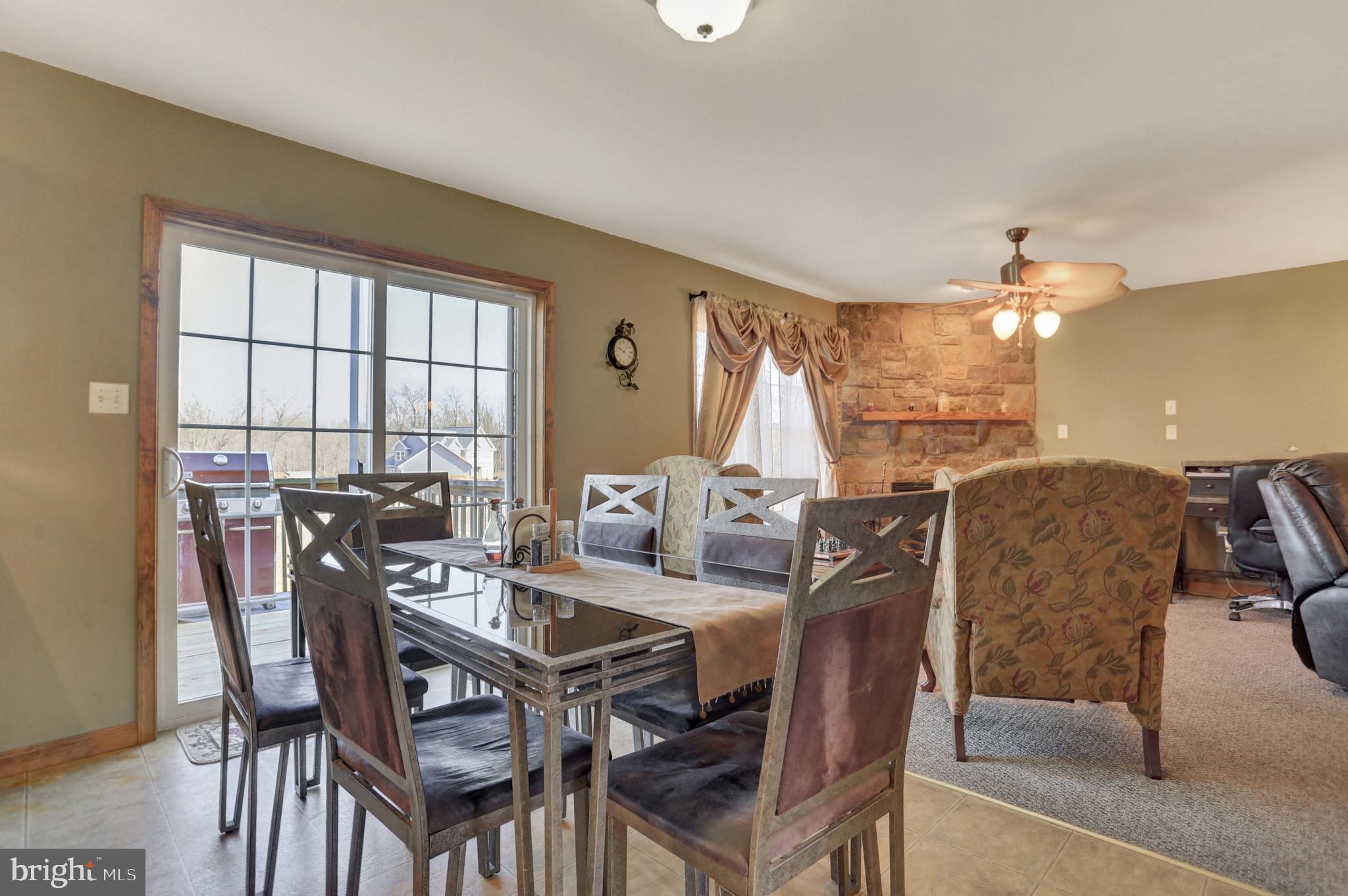 905 Silver Lake Road Lewisberry, PA 17339 - Photo 12 of 54 Kitchen - level 1