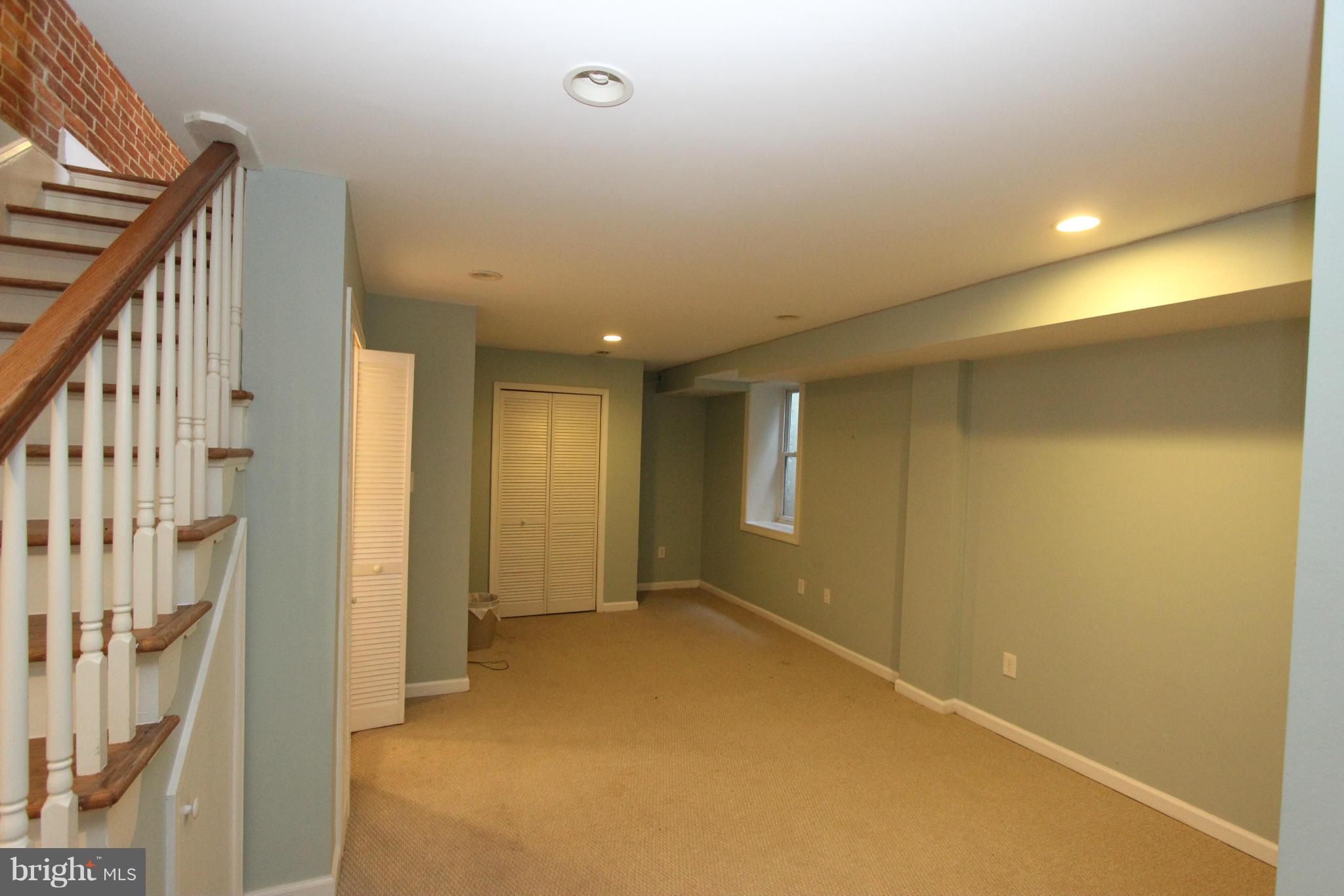 251 8th Street Northeast Washington, DC 20002 - Photo 13 of 16 Family Room