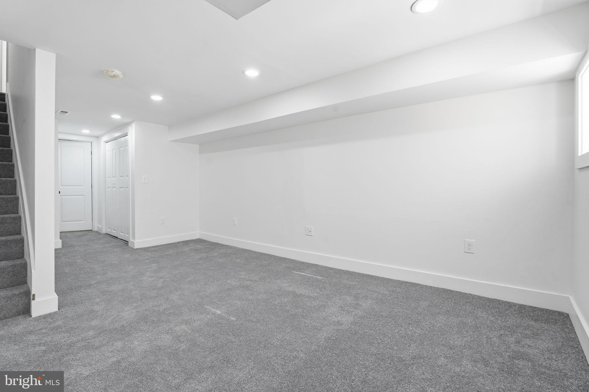 1742 East Oliver Street Baltimore, MD 21213 - Photo 31 of 36 a view of an empty room