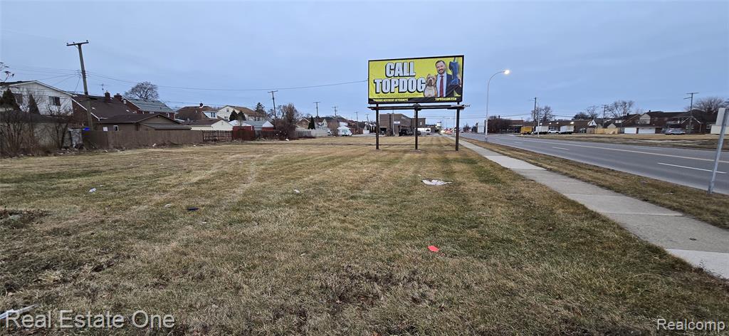 7800 Schaefer Road Dearborn, MI 48126 - Photo 3 of 7