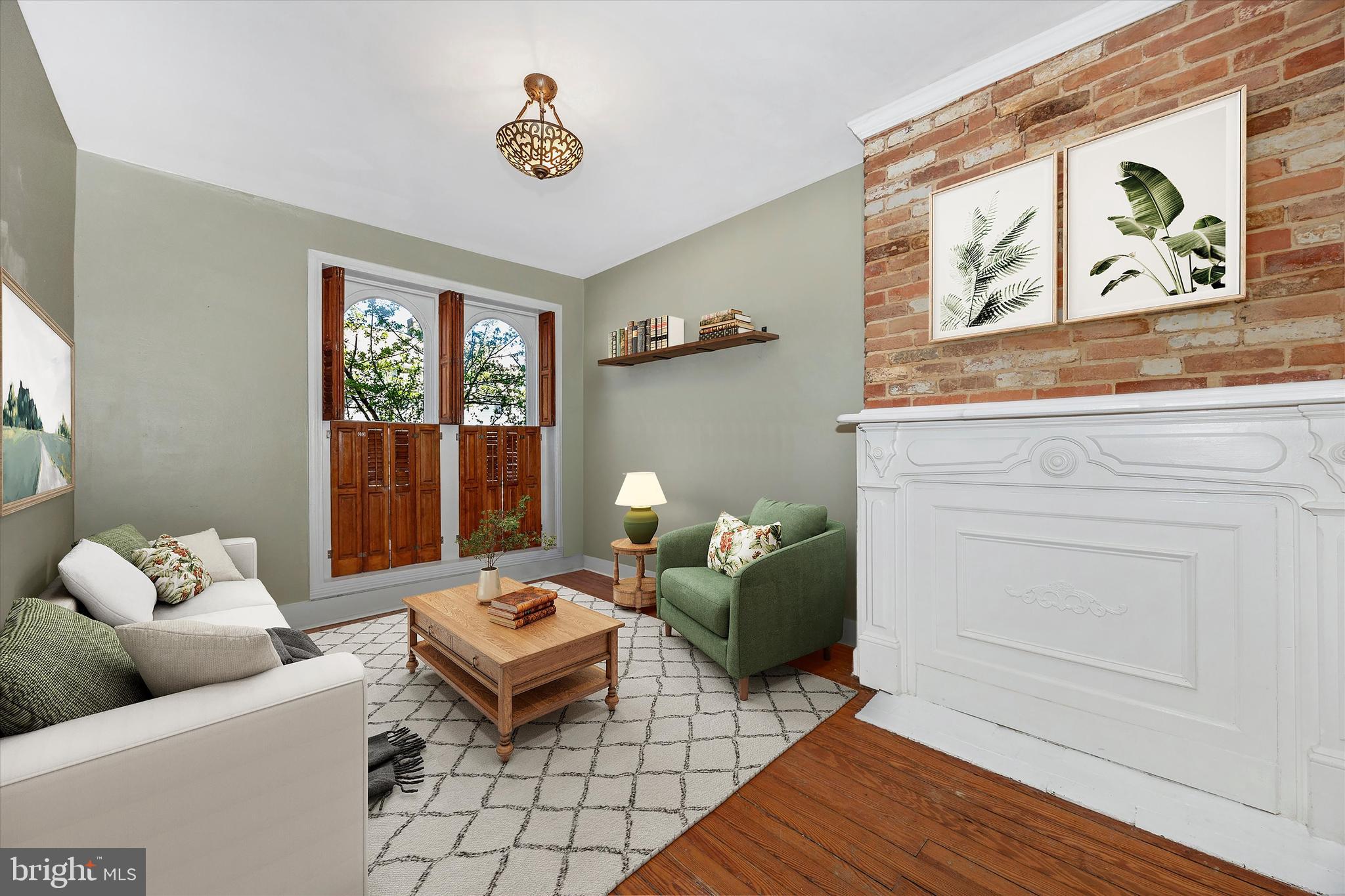 20 East 4th Street Frederick, MD 21701 - Photo 3 of 55 a living room with furniture and wooden floor