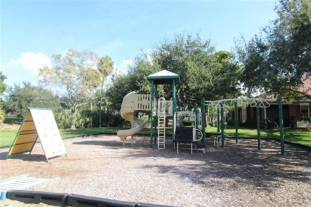 $3,200 | 3764 Summerwind Circle, Bradenton, FL 34209