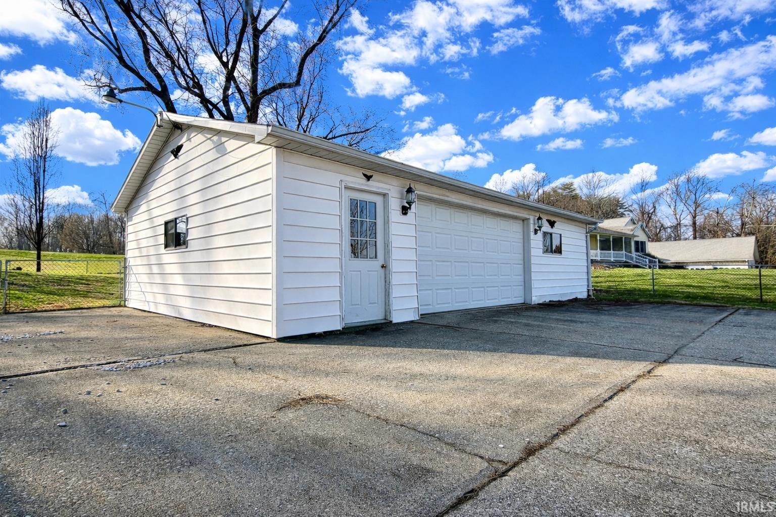 311 North Madison Street Bedford, IN 47421 - Photo 30 of 36