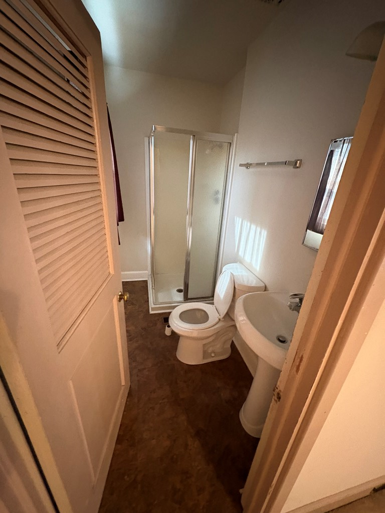 2534 Cole Drive Columbus, GA 31906 - Photo 16 of 18 a bathroom with a sink and toilet